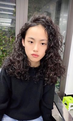 Mẫu Tóc Uốn 2